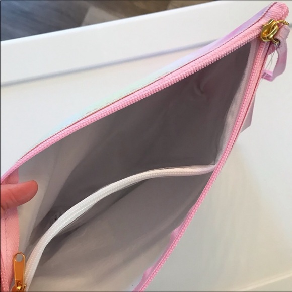 Poolside Wet/Dry Pouch - Picture 2 of 3